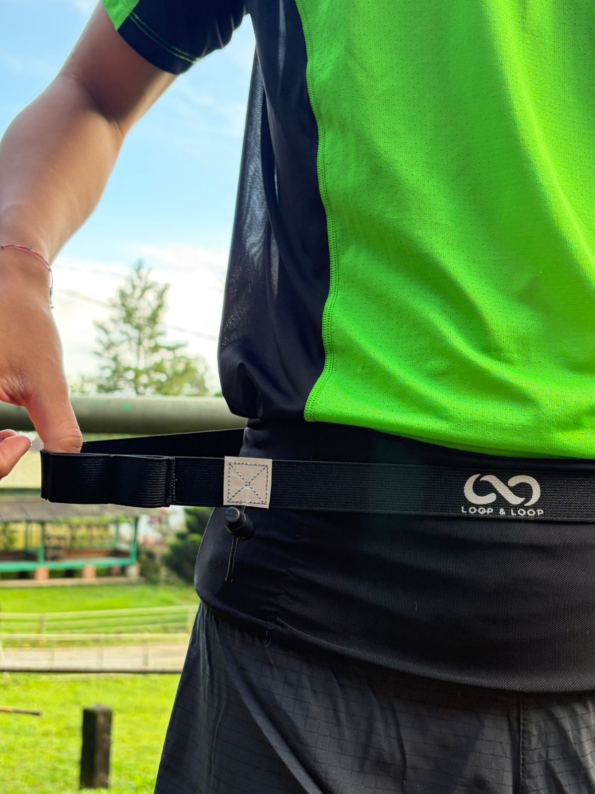LOOP & LOOP Reflective Race Belt